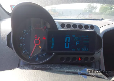 2015 Chevrolet Sonic Lt Auto z USA, uszkodzony, nr VIN 1G1JC5SG1F4109967